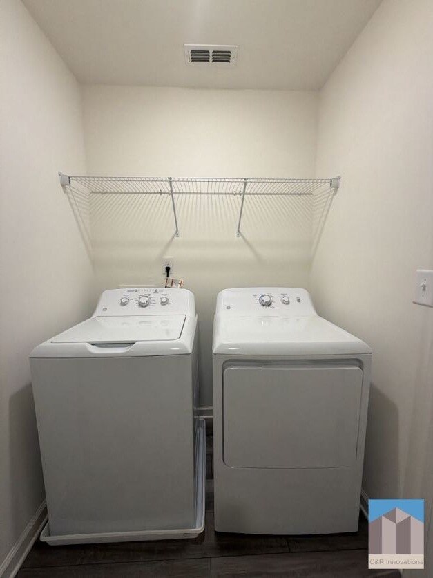 Building Photo - 3530 Condor Ct SW