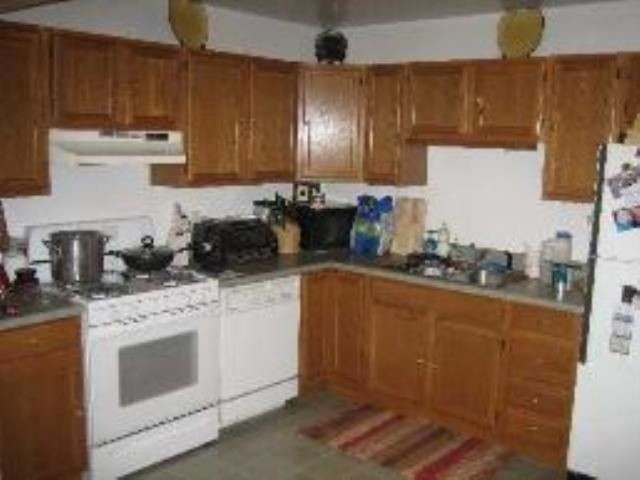 Building Photo - 1116 Rosewood Dr