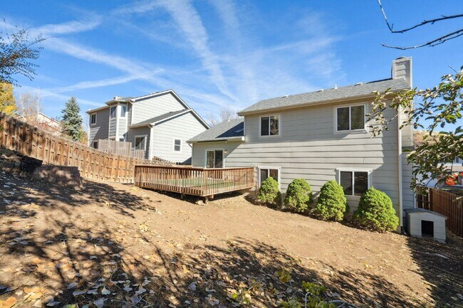 Building Photo - 7430 Julynn Rd