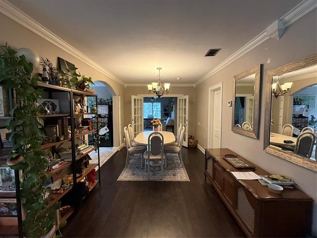 Building Photo - 2517 Honeysuckle Ave