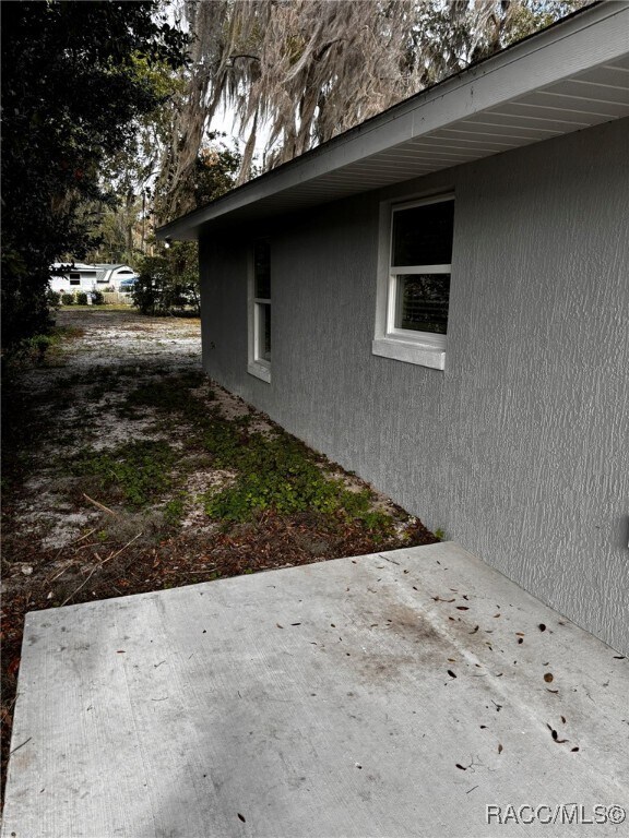 Building Photo - 2418 CR 451