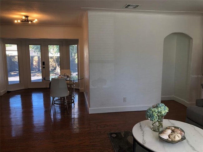 Building Photo - 5253 2nd Ave N