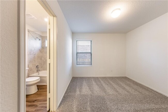 Building Photo - 6412 Turin Ln