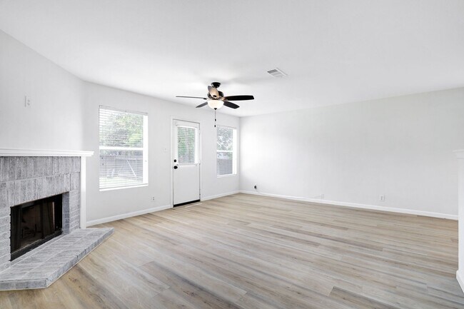 Building Photo - Stunning Remodeled Two-Story Home in Exclu...