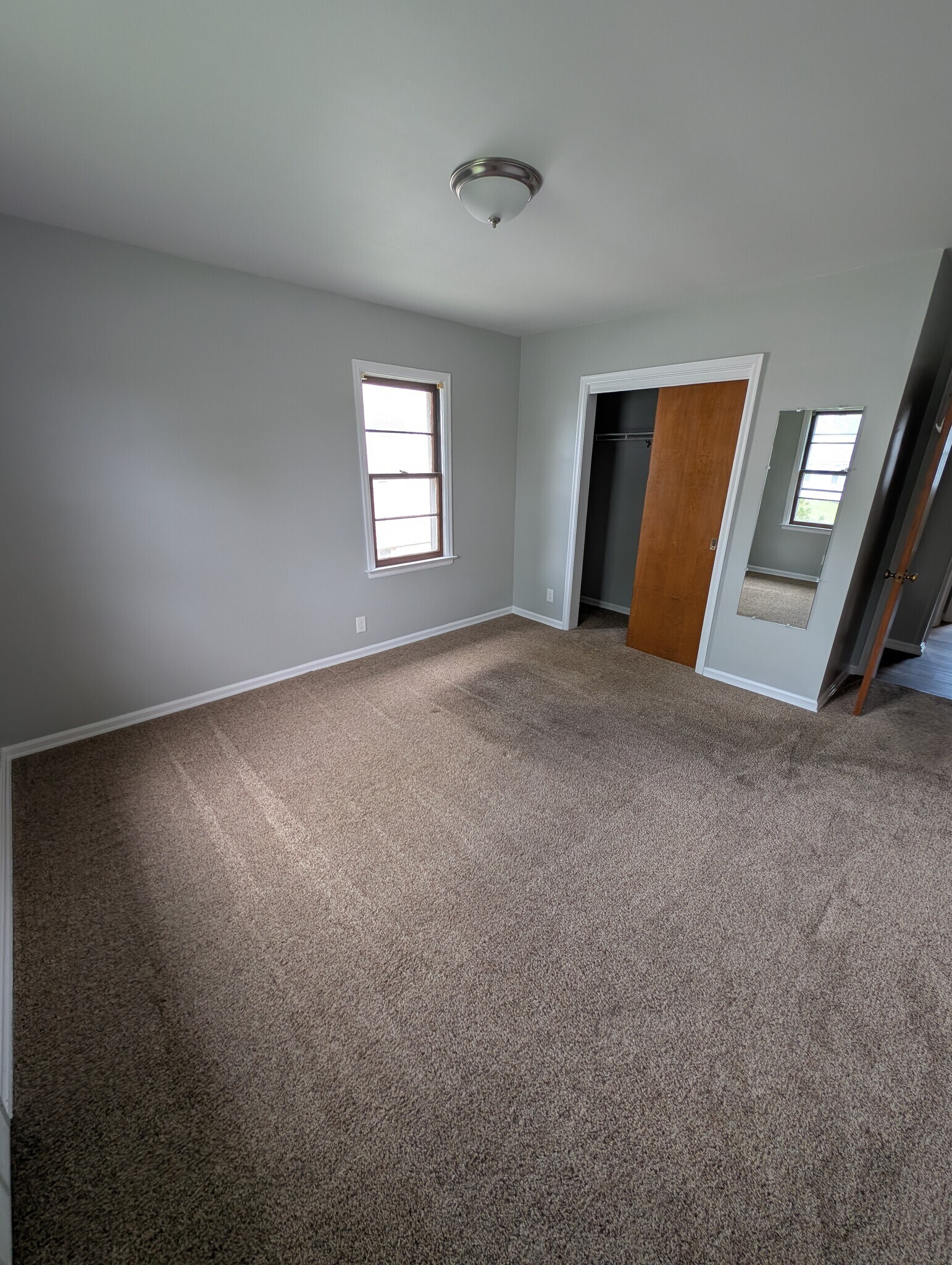 Building Photo - 807 Arlington Ave