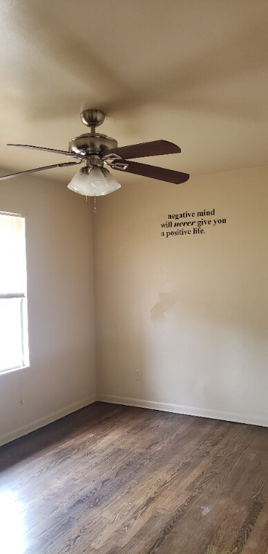 Building Photo - 1842 NE 48th St