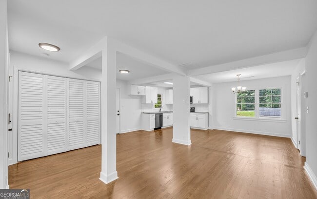 Building Photo - 5506 Alder Dr