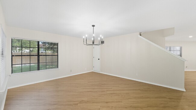 Building Photo - 1073 Stone Hollow