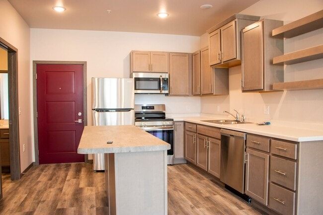 Building Photo - Helen Park Top Floor 1 Bed!