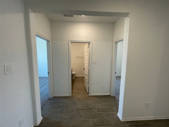 Building Photo - 9695 Caney Trails Rd