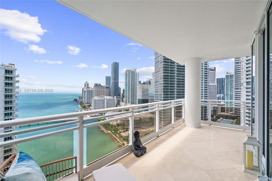 Building Photo - 901 Brickell Key Blvd