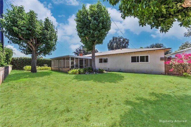 Building Photo - 612 N Maryport Ave