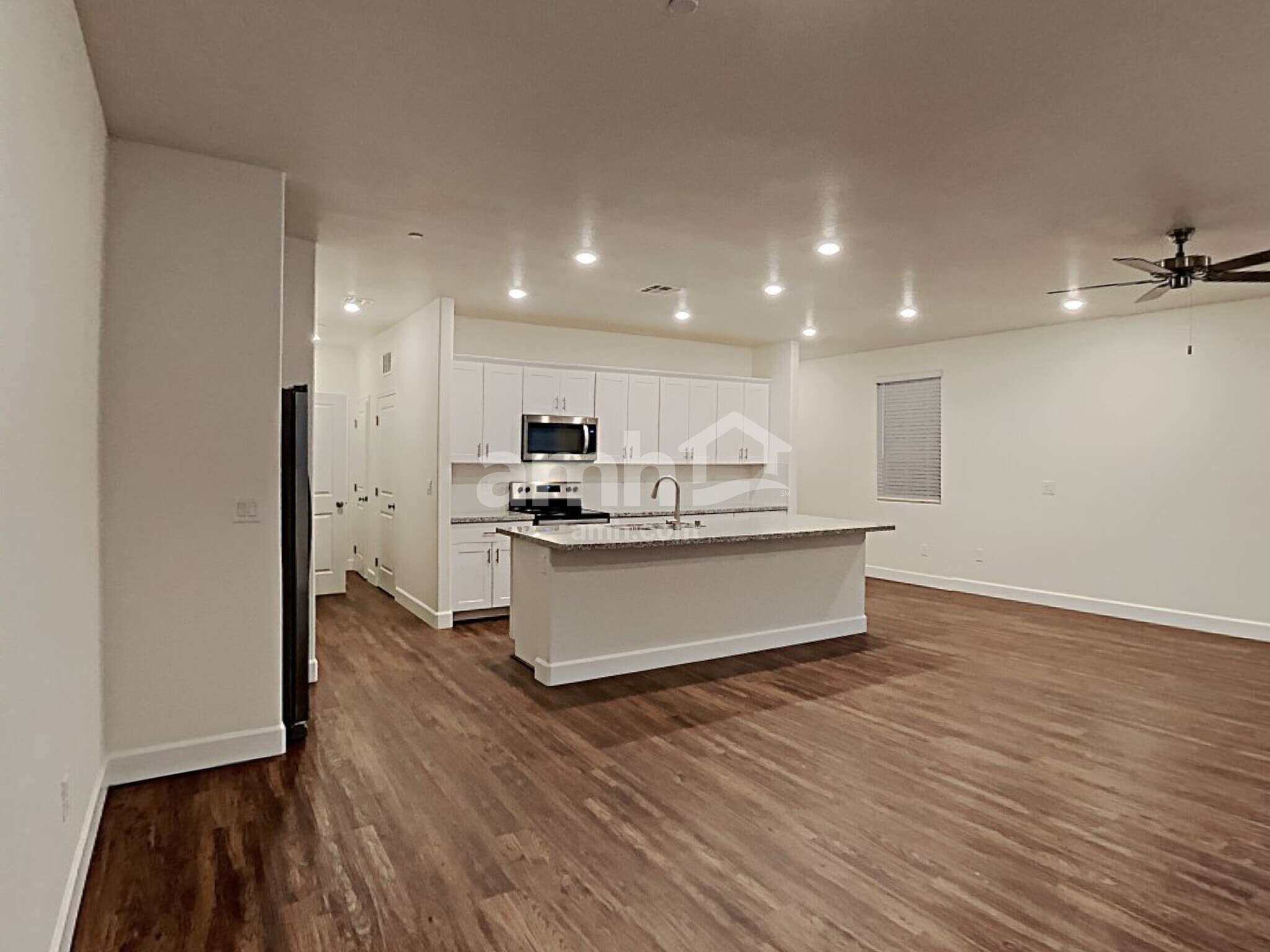 Building Photo - 327 Cape Seville Pl