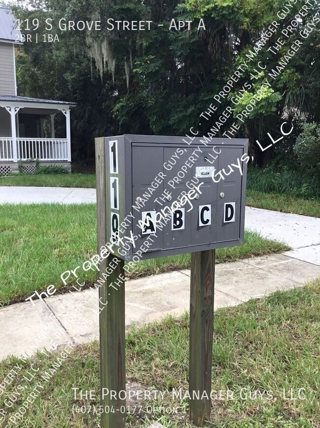 Building Photo - 119 S Grove St