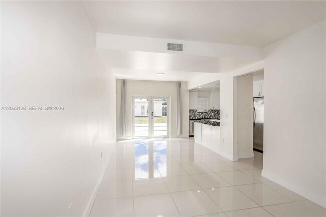 Building Photo - 26181 SW 135th Ct