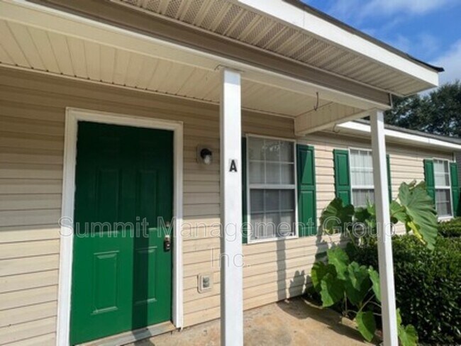 Building Photo - 4442 Highway 142 Unit A