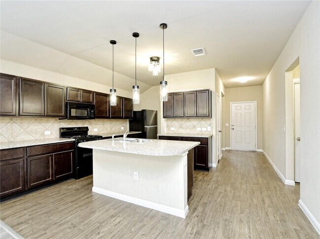 Building Photo - 11016 Cain Harvest Dr