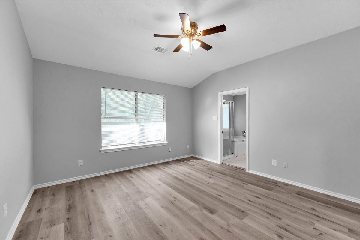 Building Photo - 16007 Sandy Path Ln