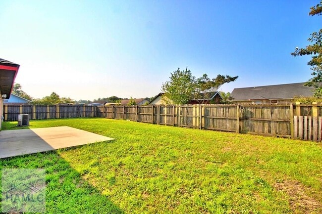 Building Photo - 850 Lyndsi Ln