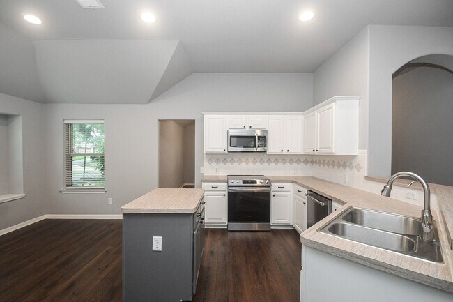 Building Photo - 2707 Millers Falls Ct