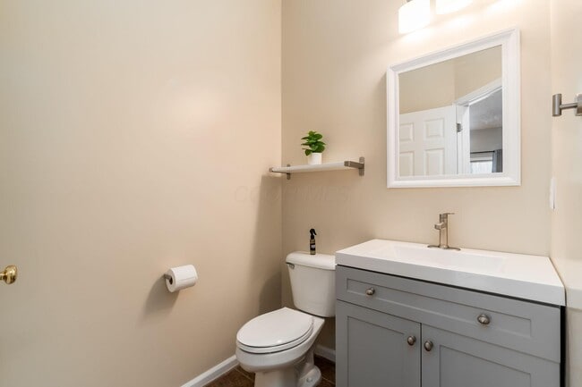 Building Photo - 7916 Bridge Crossing Ct