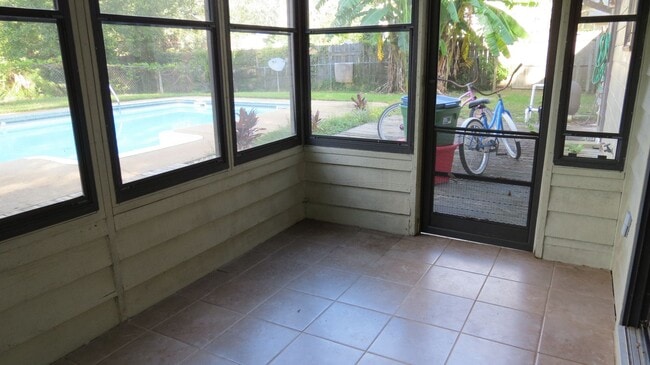 Building Photo - Pool Home in Killearn Acres