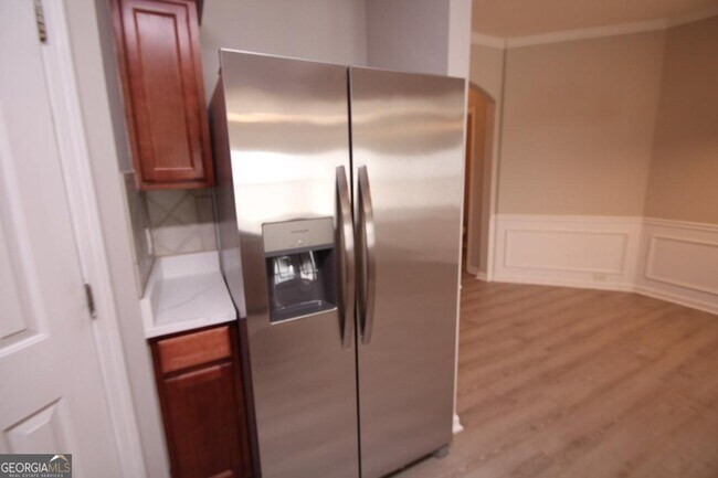 Building Photo - 2173 Executive Dr N