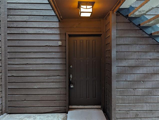 Building Photo - 7522 Holly Hill Dr