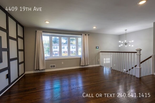 Building Photo - 4409 19th Ave