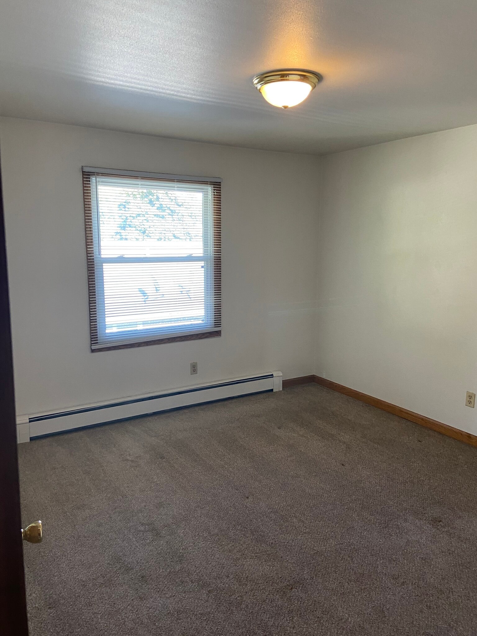 Bedroom - 2315 E Peter St