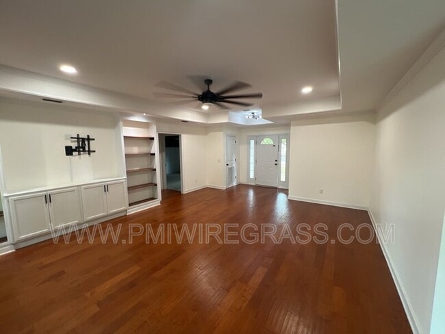 Building Photo - 628 Joe Bruer Rd