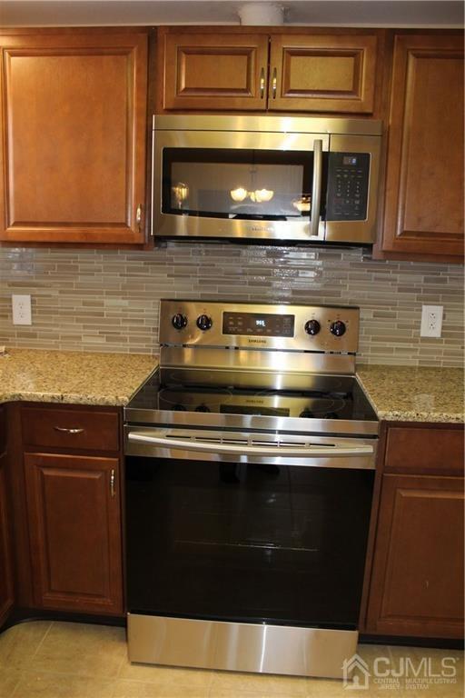 Building Photo - 309 Sharon Way