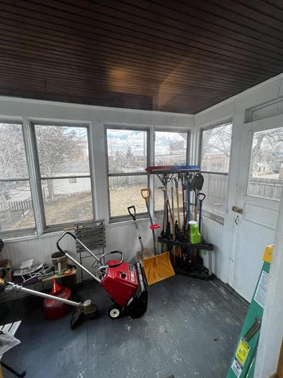 Building Photo - Charming 2-Bedroom Retreat in the Heart of Minneapolis! 7/1/2026