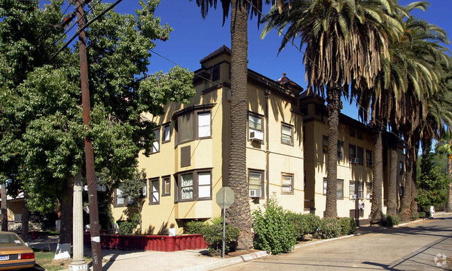 Building Photo - 133 N I St