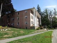 Building Photo - 92 E Broadway
