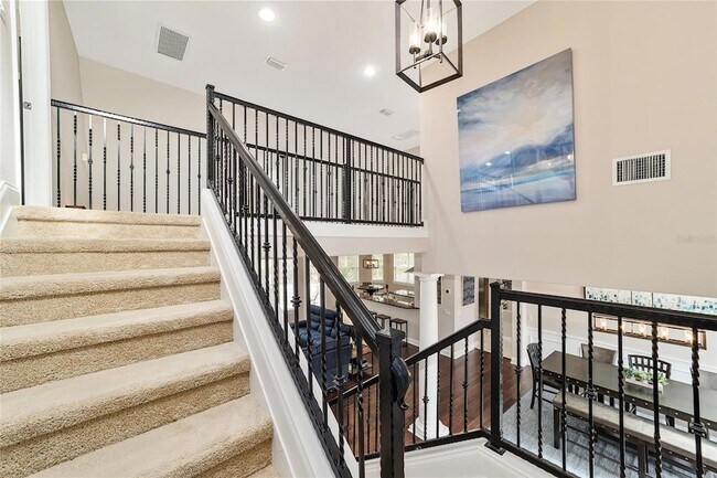 Building Photo - 1706 SW 27th St