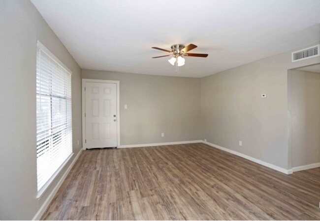 Building Photo - 9302 Beck Ave