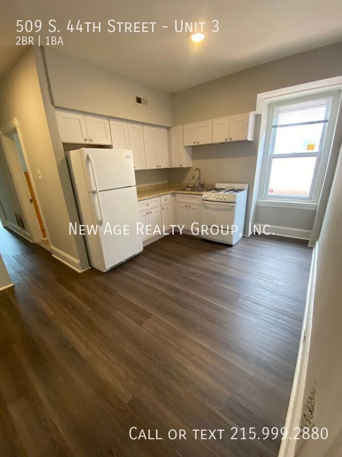 Building Photo - 509 S 44th St