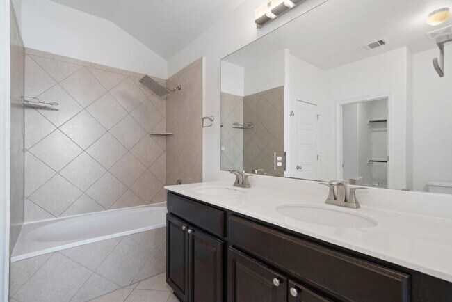 Building Photo - 5804 Loblolly Ln