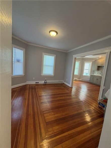 Building Photo - 43 Harvest St