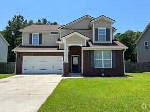 Building Photo - Beautiful 6 Bedroom, 3.5 Bath Home