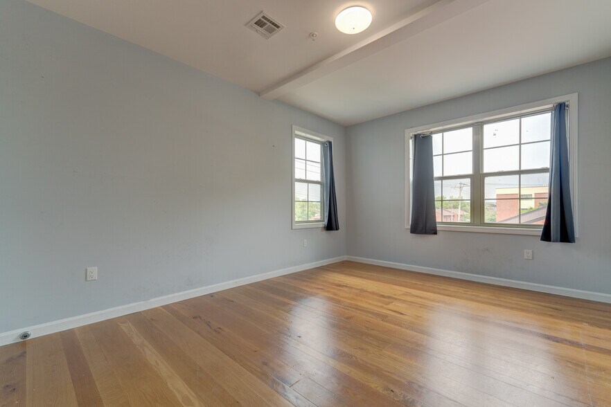 Building Photo - 58 Dixwell Ave