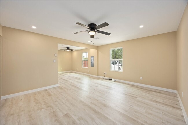 Building Photo - 3001 FM 360 Rd