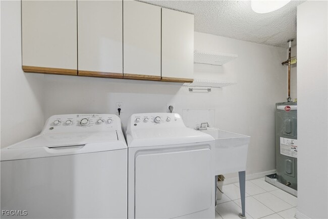 Building Photo - 1925 Clifford St