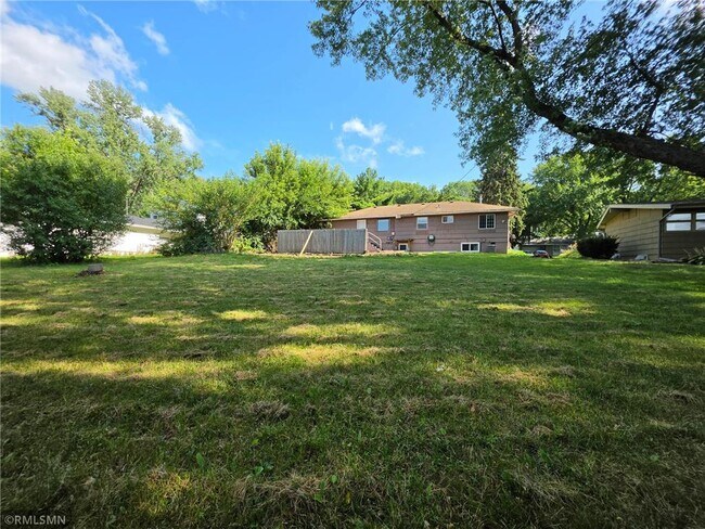 Building Photo - 1306 Woodhill Rd