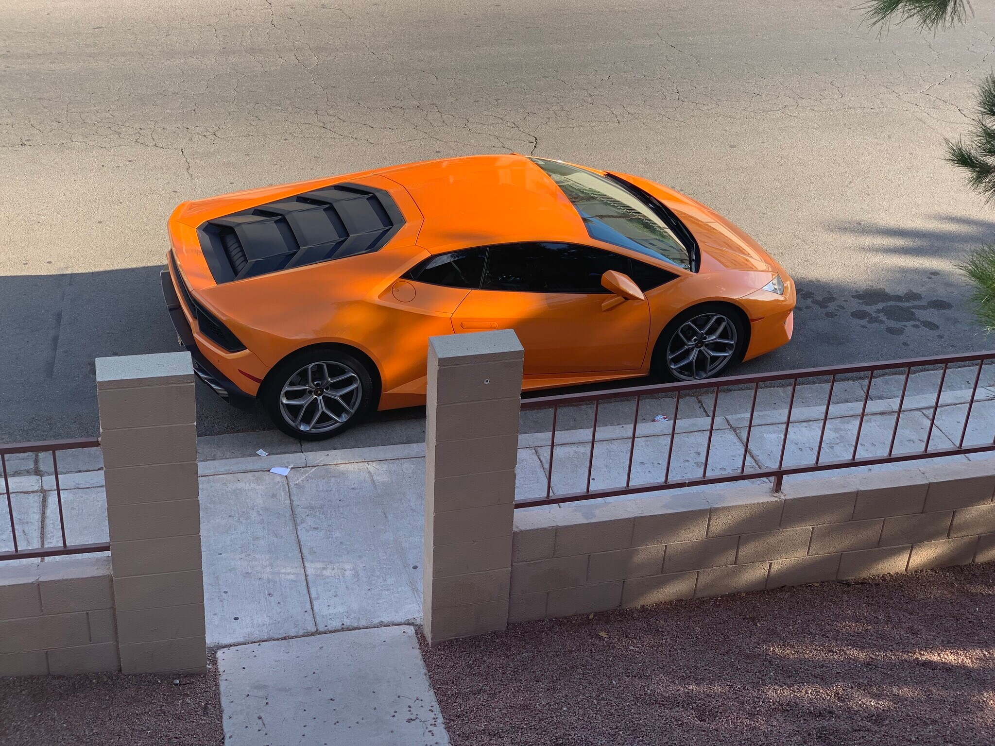 Building Photo - 575 S Royal Crest Cir