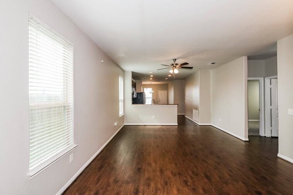Building Photo - 10339 Dawson Hill Lane