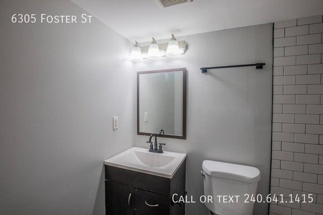 Building Photo - 6305 Foster St