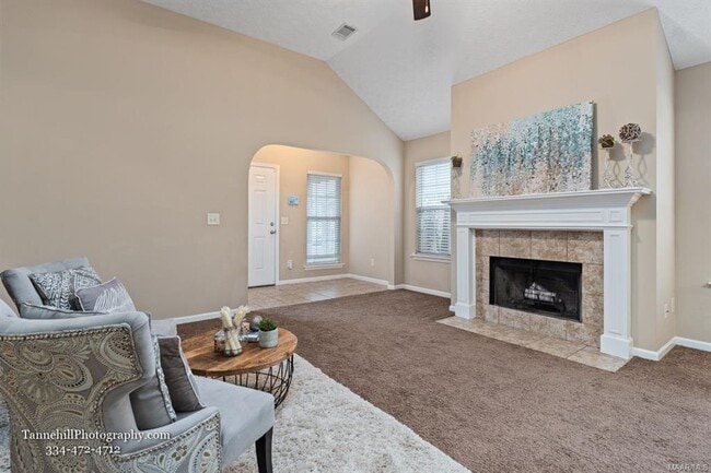 Building Photo - 1641 Buena Vista Blvd