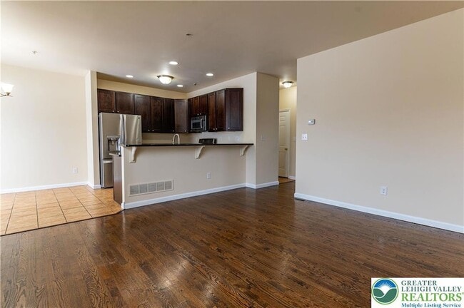 Building Photo - 241 Snapdragon Way